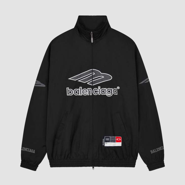 Picture of Balenciaga Sweater Suits _SKUBalenciagaS-XLxbtx8360836137096